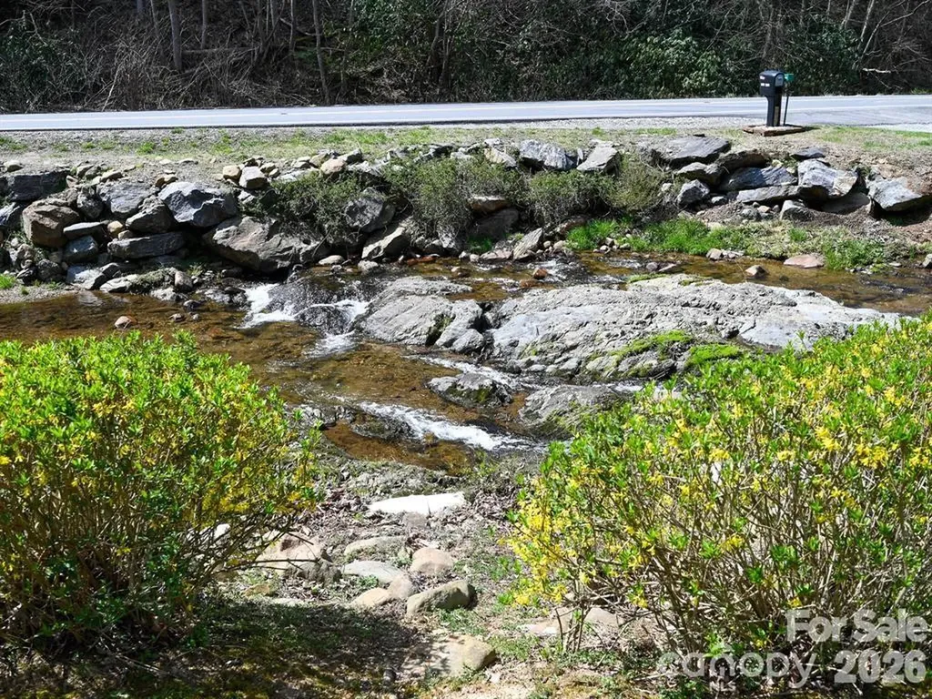 7530 Nc 208 Highway Marshall NC 28753