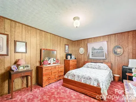 7530 Nc 208 Highway Marshall NC 28753