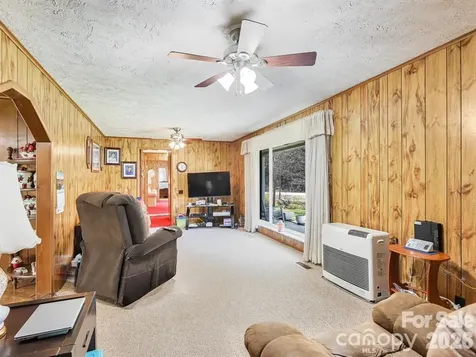 7530 Nc 208 Highway Marshall NC 28753