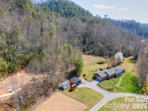 7530 Nc 208 Highway Marshall NC 28753