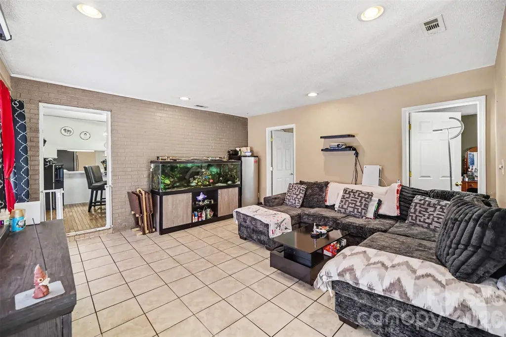888 Sunbeam Drive Lincolnton NC 28092
