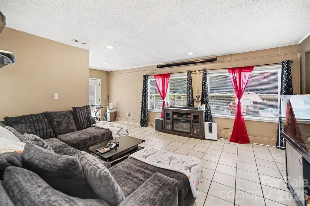 888 Sunbeam Drive Lincolnton NC 28092