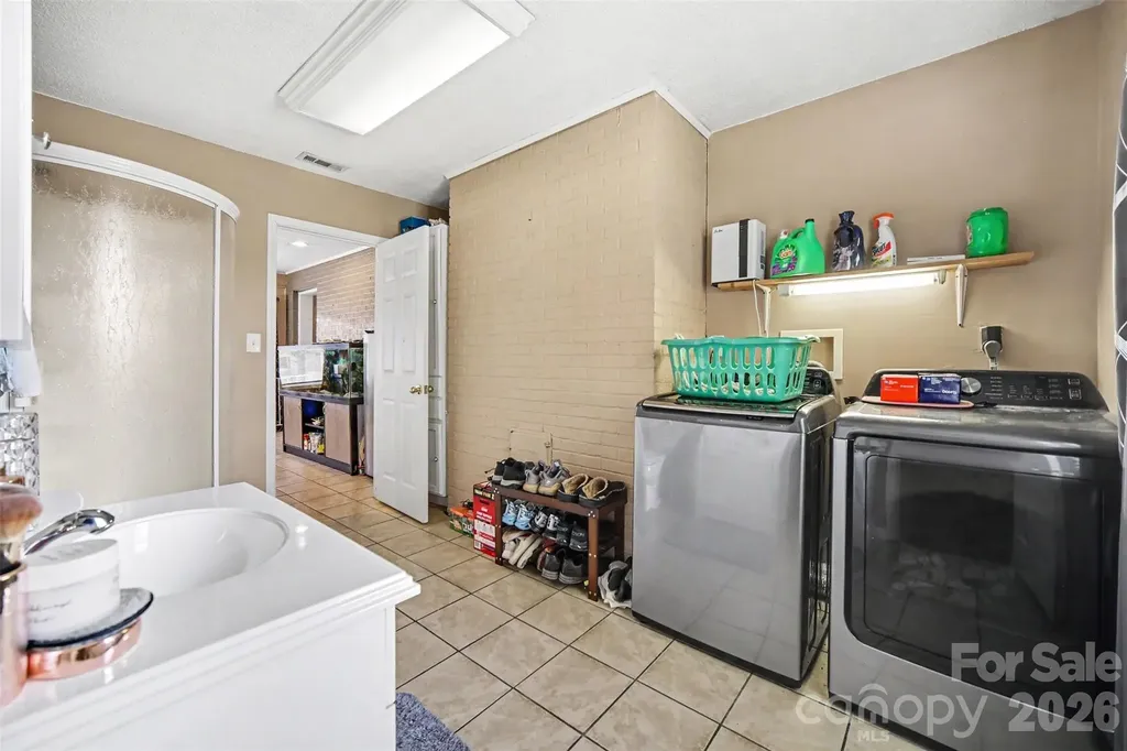 888 Sunbeam Drive Lincolnton NC 28092
