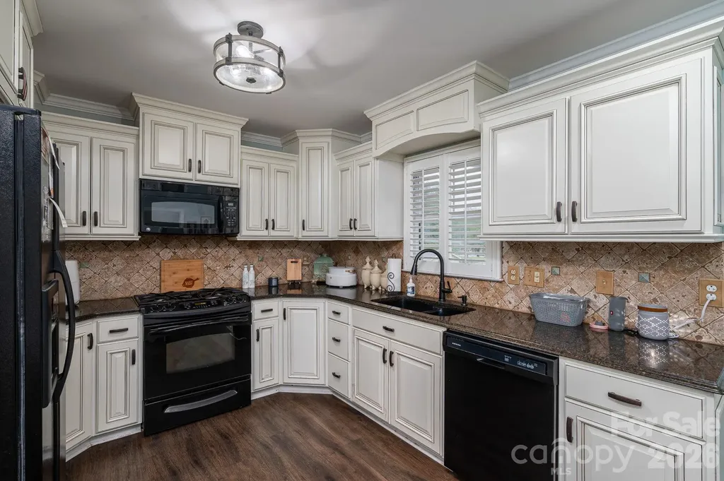 192 Carolina Drive Cherryville NC 28021