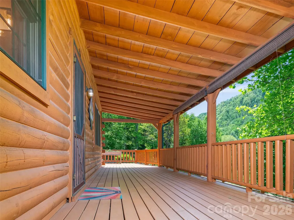 115 Sutton Ridge Road Burnsville NC 28714