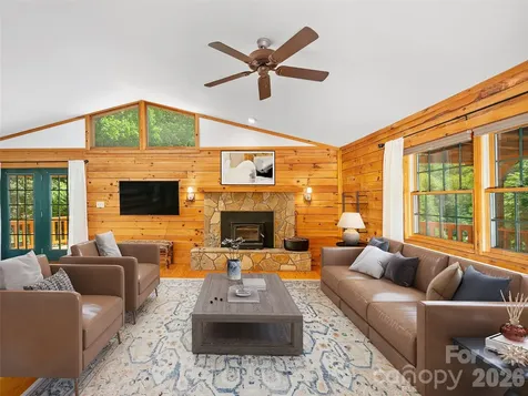 115 Sutton Ridge Road Burnsville NC 28714