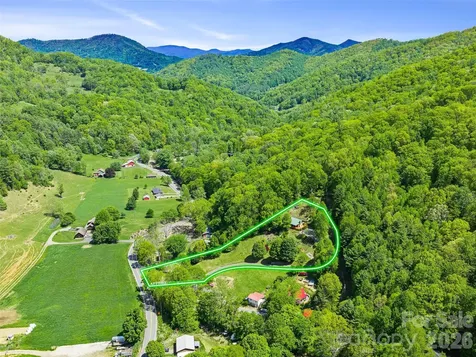 115 Sutton Ridge Road Burnsville NC 28714