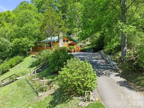 115 Sutton Ridge Road Burnsville NC 28714