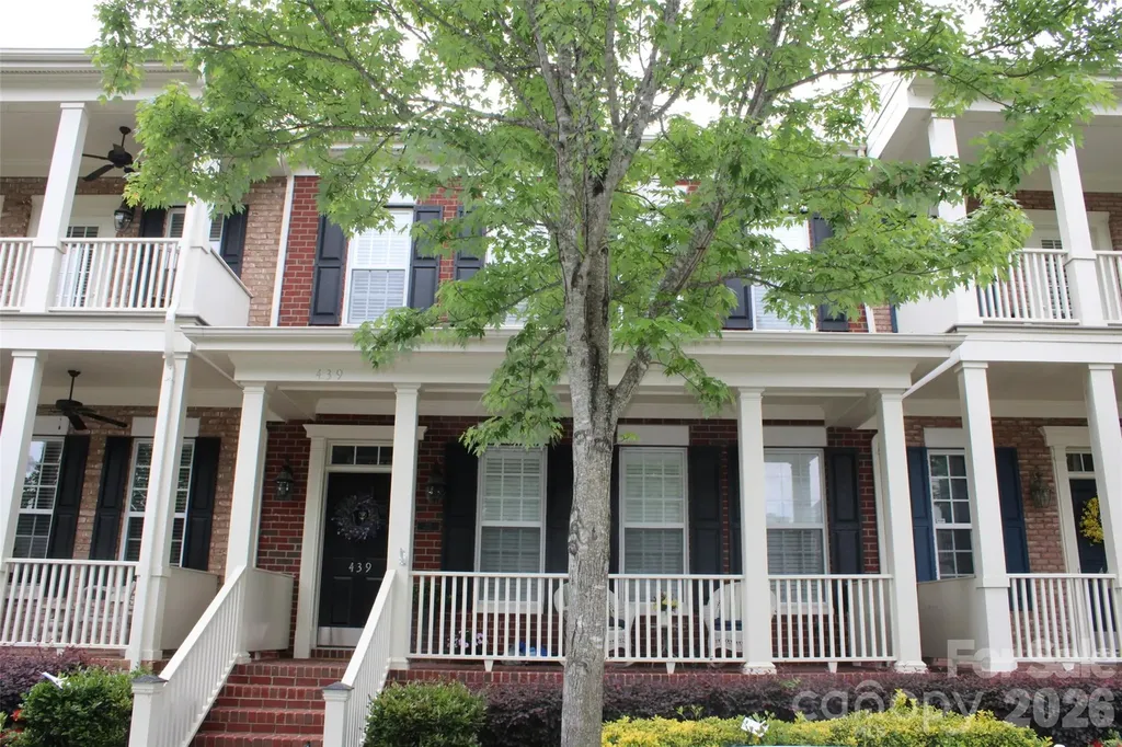 439 Ohenry Avenue Davidson NC 28036