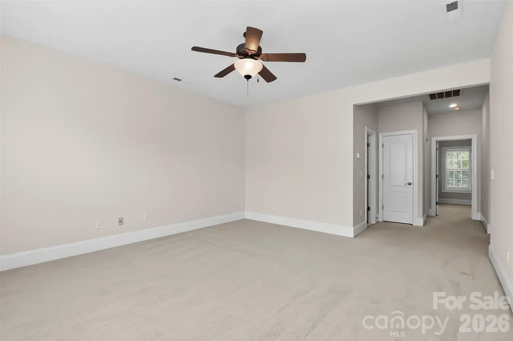 439 Ohenry Avenue Davidson NC 28036
