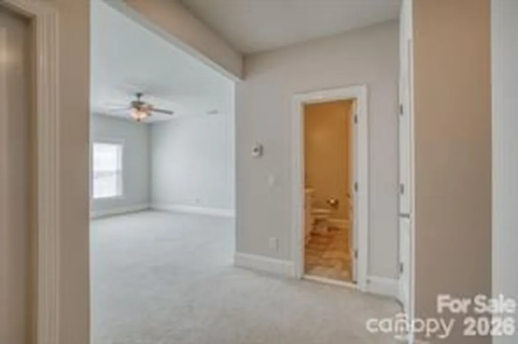 439 Ohenry Avenue Davidson NC 28036