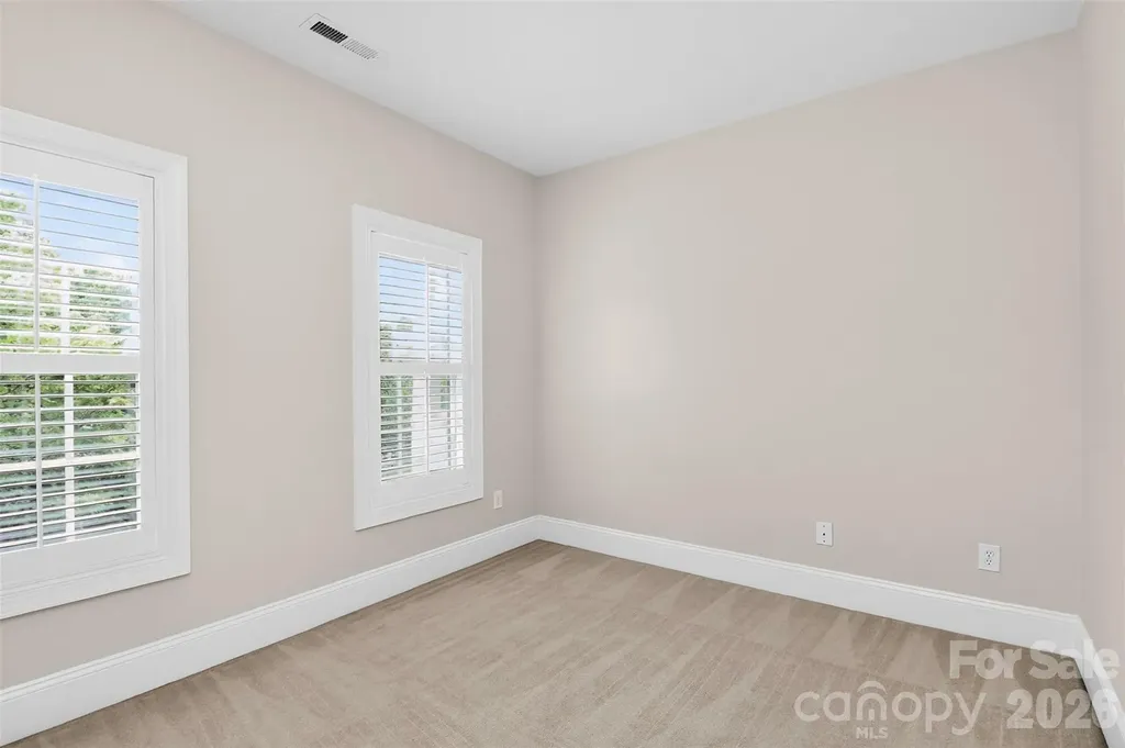 439 Ohenry Avenue Davidson NC 28036