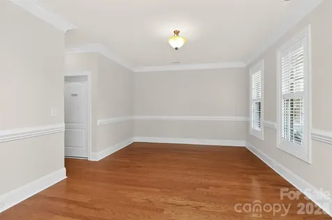 439 Ohenry Avenue Davidson NC 28036