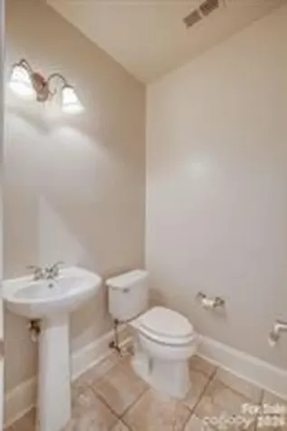 439 Ohenry Avenue Davidson NC 28036