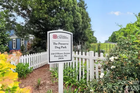 439 Ohenry Avenue Davidson NC 28036