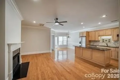 439 Ohenry Avenue Davidson NC 28036