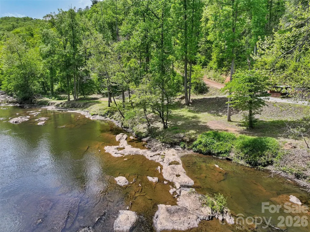788 Cowee Tunnel Road Sylva NC 28779