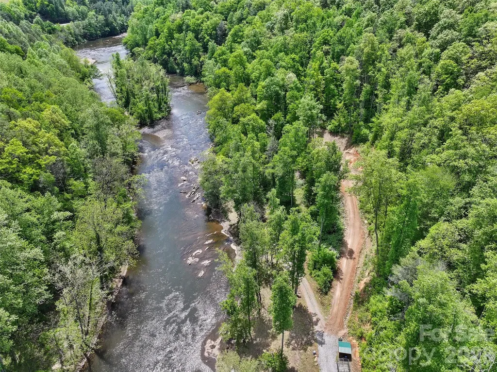 788 Cowee Tunnel Road Sylva NC 28779