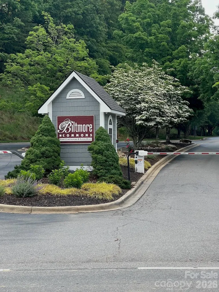 4805 Breakers Lane Asheville NC 28806