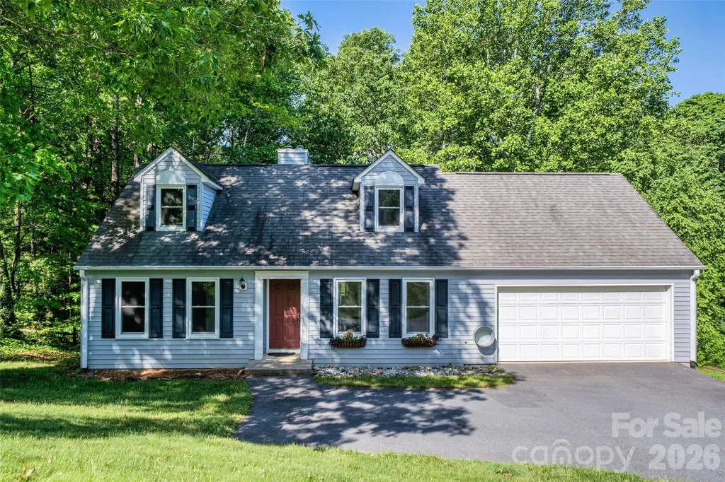 18 Tarragon Place Flat Rock NC 28731