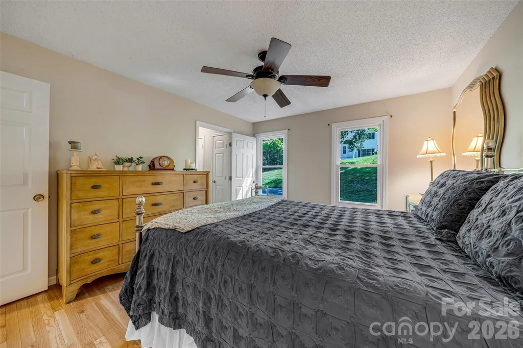 18 Tarragon Place Flat Rock NC 28731