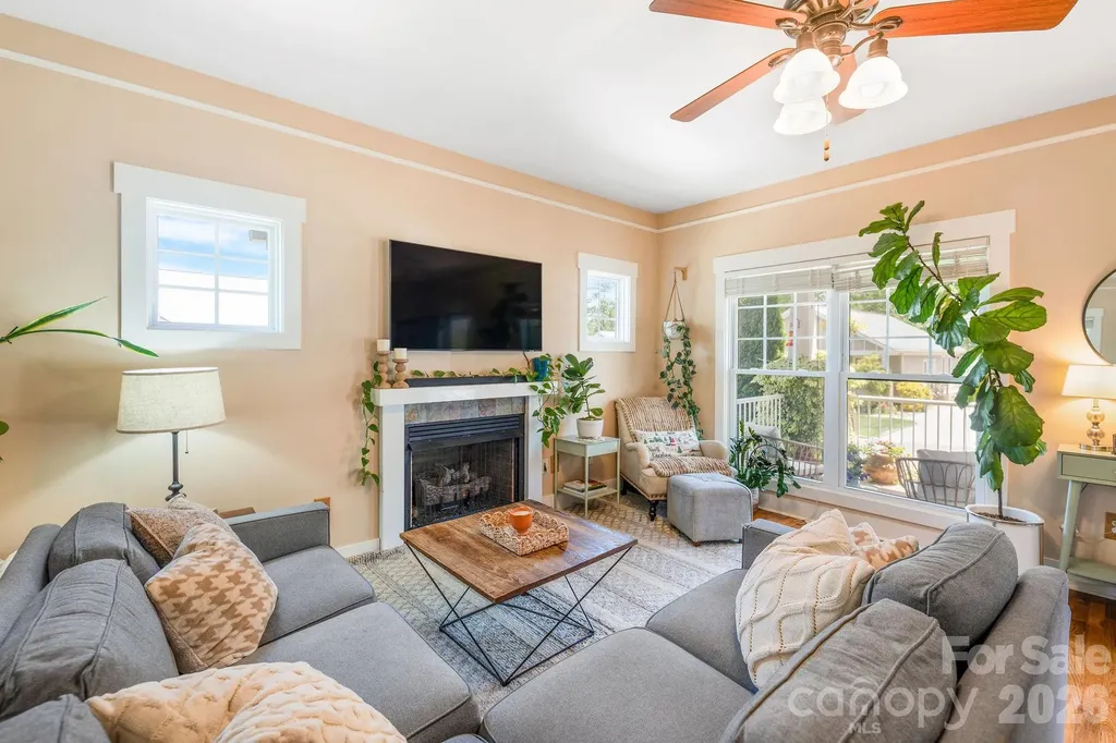157 Estelle Park Drive Asheville NC 28806