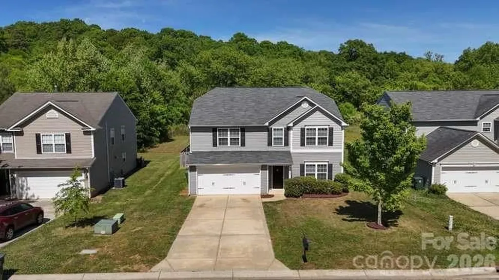 1212 Catawba Run Lowell NC 28098