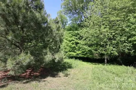 1212 Catawba Run Lowell NC 28098