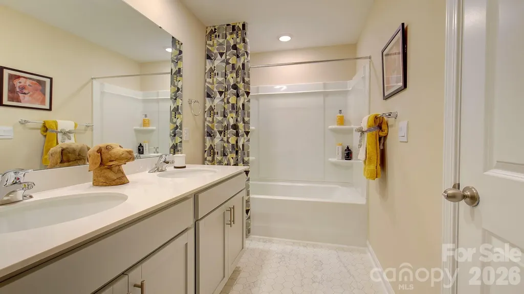 33 Ridgehaven Drive Waynesville NC 28786