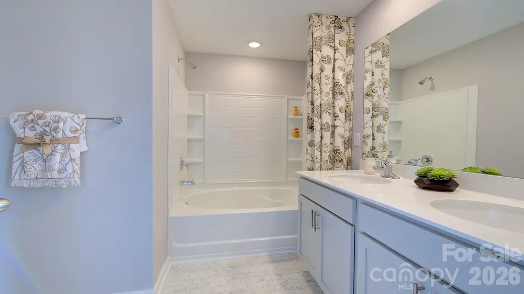 33 Ridgehaven Drive Waynesville NC 28786