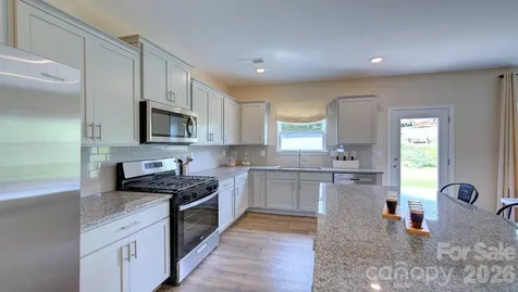 33 Ridgehaven Drive Waynesville NC 28786