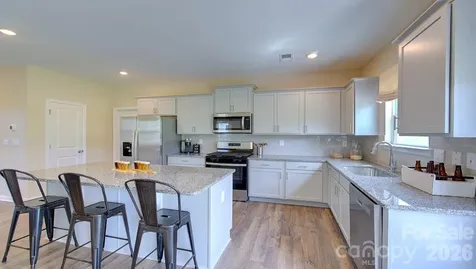 33 Ridgehaven Drive Waynesville NC 28786