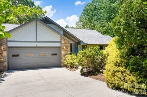 16 Zachary Ridge Road Asheville NC 28804