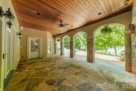 106 Hadley Harbor Court Mooresville NC 28117