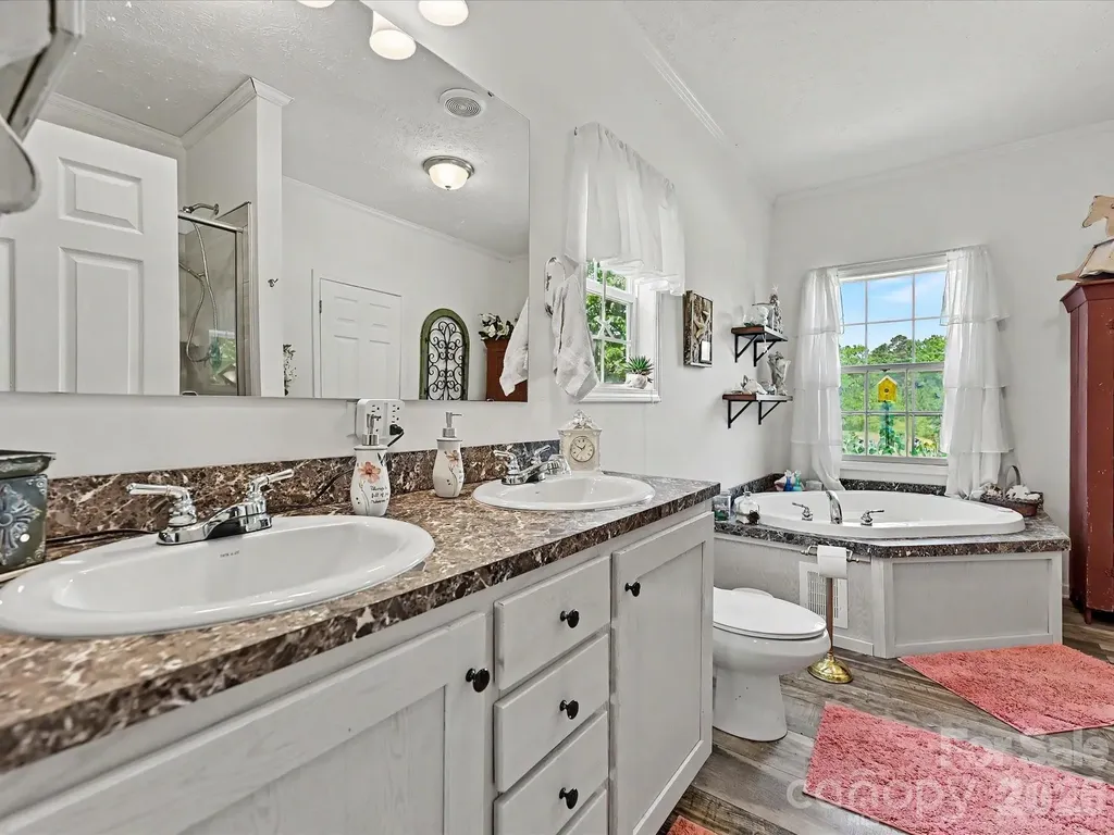 3556 Walling Drive Newton NC 28658