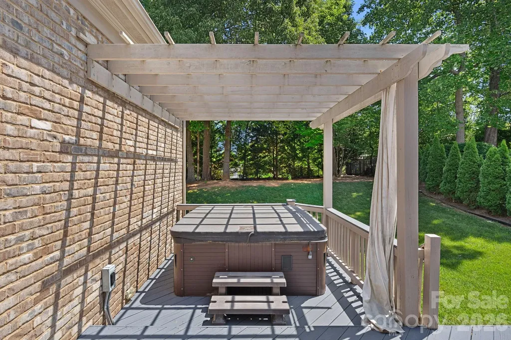 11215 Warfield Avenue Huntersville NC 28078