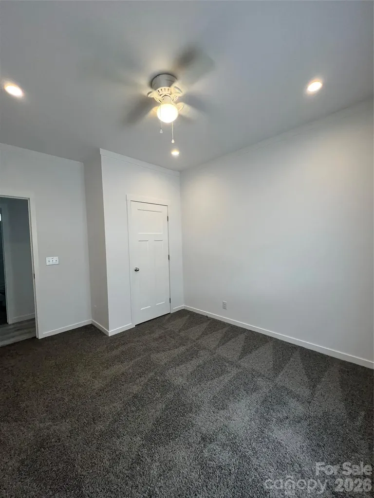 819 Wellwood Avenue Statesville NC 28677