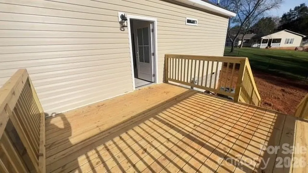 819 Wellwood Avenue Statesville NC 28677