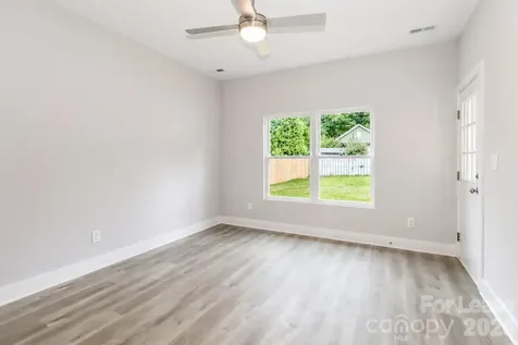 1022 W C Street Kannapolis NC 28081