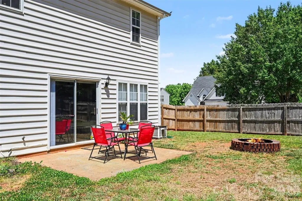 13403 Willow Falls Road Charlotte NC 28215