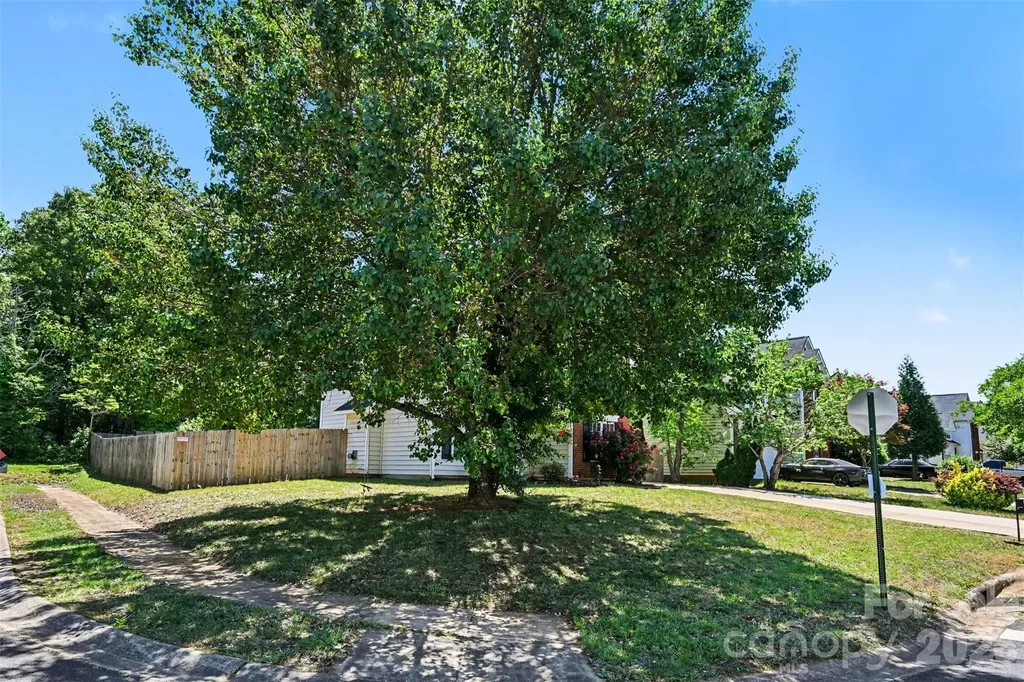 13403 Willow Falls Road Charlotte NC 28215