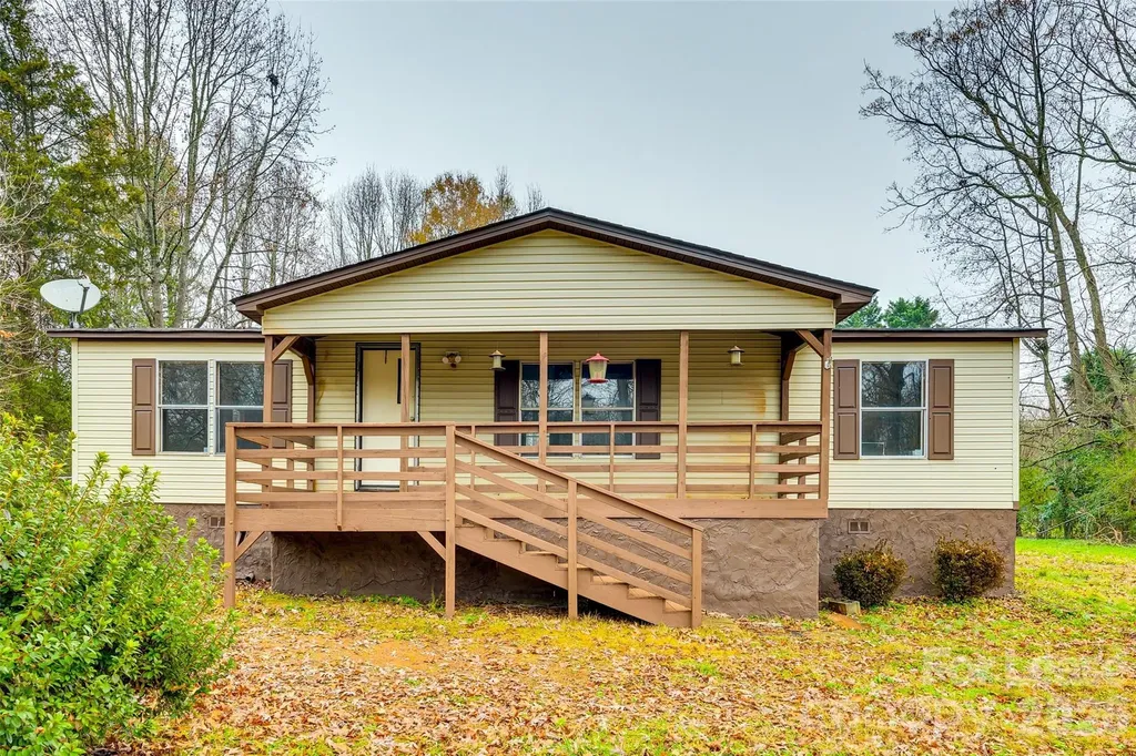 128 Summerglen Drive Gastonia NC 28056