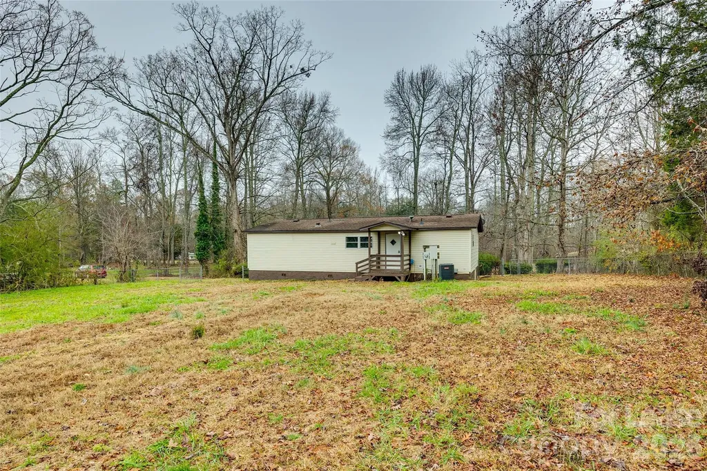 128 Summerglen Drive Gastonia NC 28056