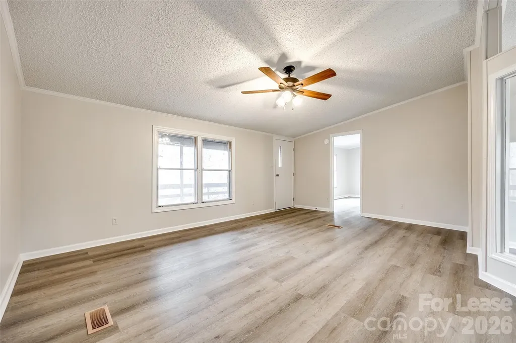 128 Summerglen Drive Gastonia NC 28056