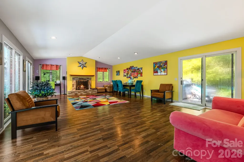 11 Beaumont Drive Hendersonville NC 28739