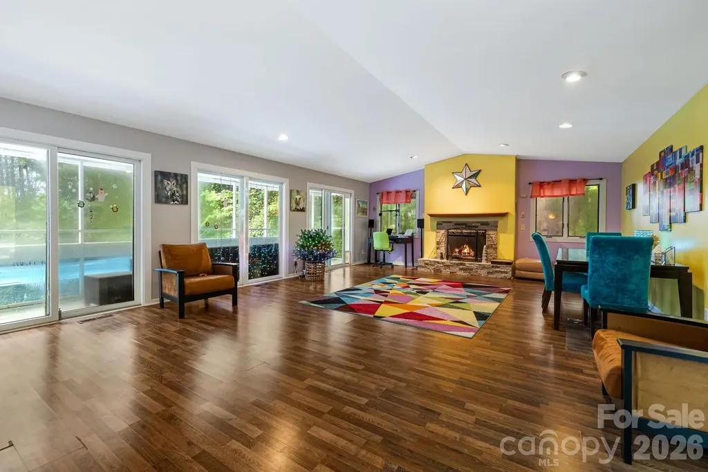 11 Beaumont Drive Hendersonville NC 28739