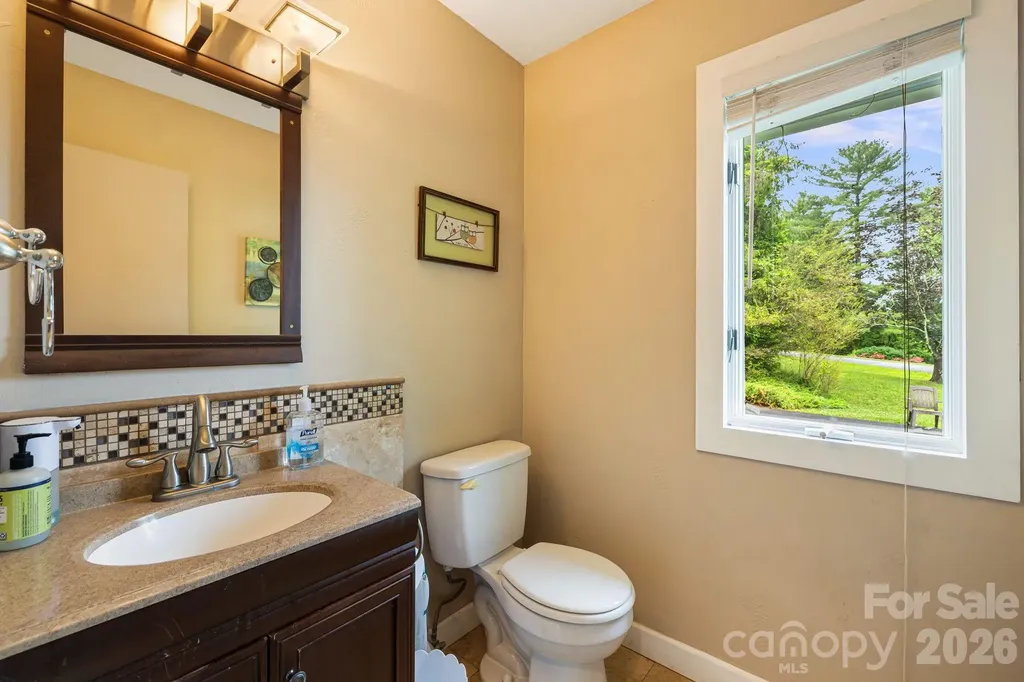 11 Beaumont Drive Hendersonville NC 28739