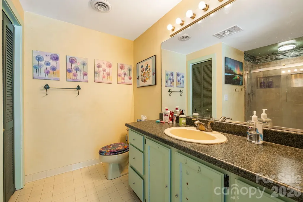 11 Beaumont Drive Hendersonville NC 28739
