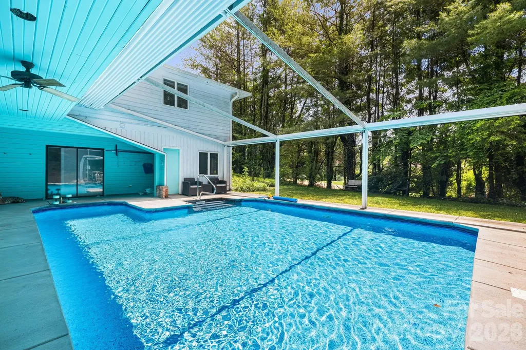 11 Beaumont Drive Hendersonville NC 28739