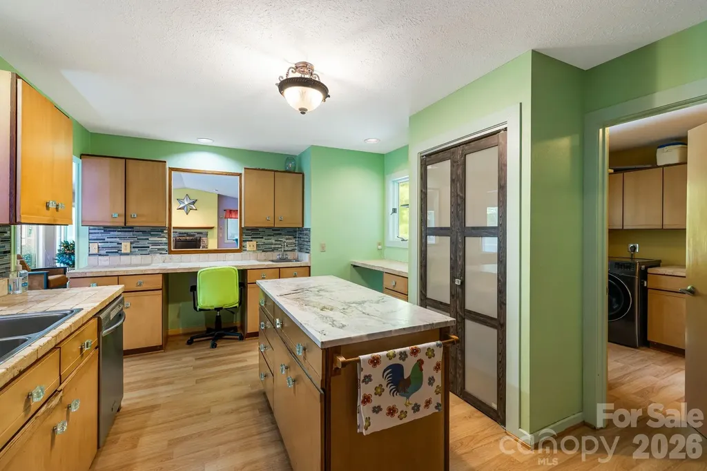 11 Beaumont Drive Hendersonville NC 28739